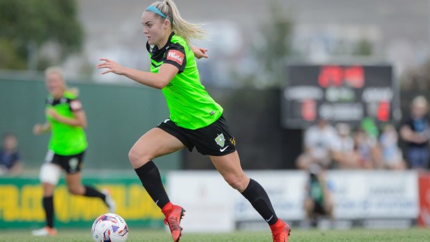 Ellie Carpenter has been named Canberra United player of the year after stellar debut season in the capital.