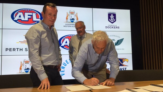 West Coast and Fremantle both signed off on a new ten-year deal at the Perth Stadium on Sunday. 