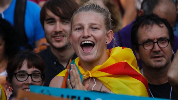 Independence protesters outside the Catalan parliament in Barcelona on Friday.