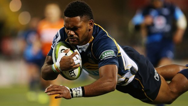 Henry Speight of the Brumbies scores a try against the Bulls.
