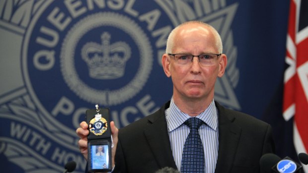 Don't be fooled. Taskforce Maxima Detective Inspector Phillip Stevens says police will always carry ID.