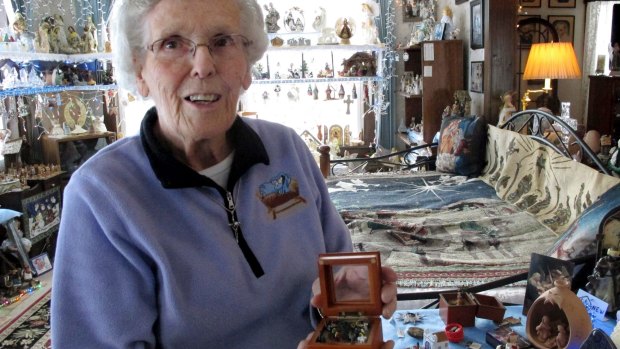 Shirley Squires has been collecting the pieces since the death of her husband 26 years ago.
