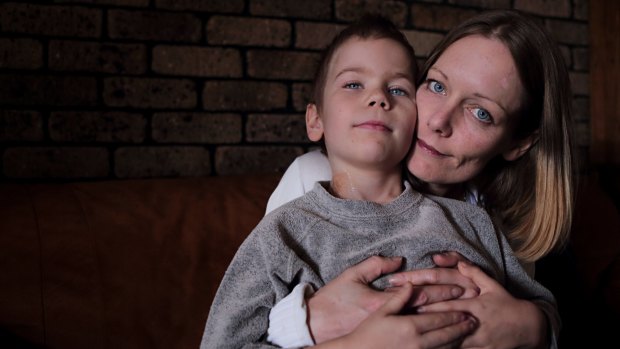 Oshin with his mother, Angela Kiszko. 