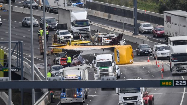 Chaos on the Western Ring Road after the truck rollover.