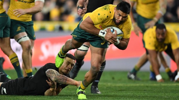 Curtis Rona scores for Australia in the Bledisloe Cup last year.