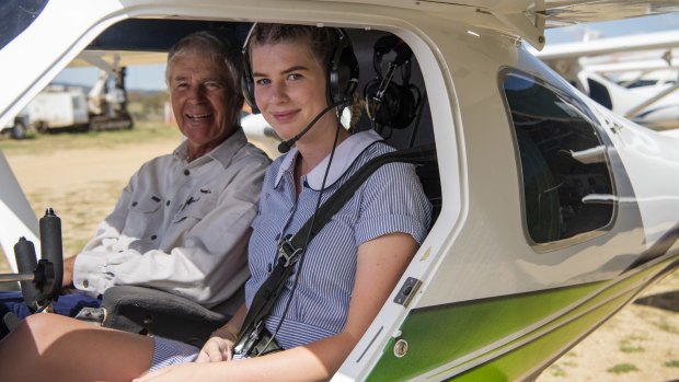 Student Keaulana Sinclair-Smith with SMGS  
chief flying instructor Martin Hughes.