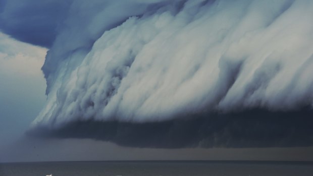 Massive shelf cloud off Sydney.