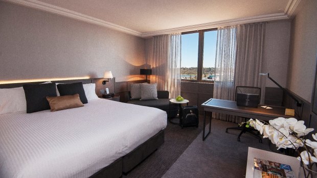 Pan Pacific Perth suite.