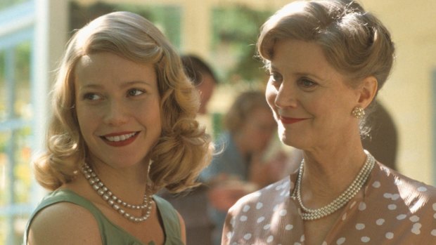 The mother and daughter have often talked together about dating and Danner shared Paltrow's main advice to her. (Danner playing Paltrow's mother in Sylvia.)