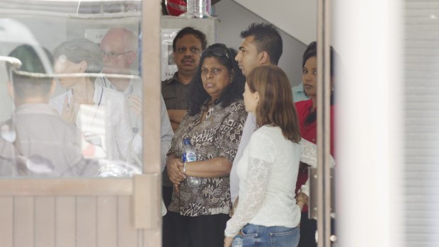 Myuran Sukumaran's mother, Raji Sukumaran arrives at  Wijaya Pura in Cilacap, to visit her son.