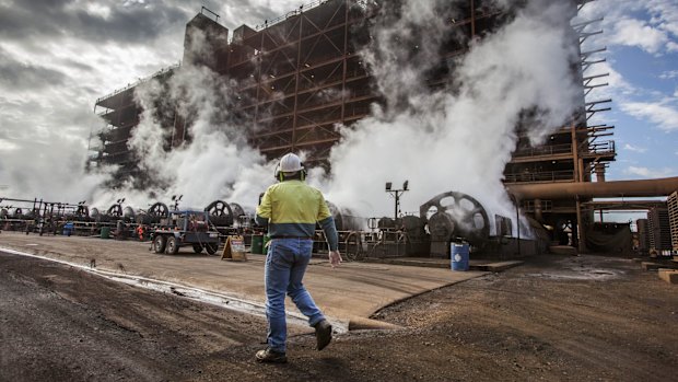 Queensland Nickel's 550 remaining workers will lose their jobs at the close of business on Friday.