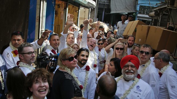 A delegation of chefs of heads of states visit Asia's largest spice market, in India.