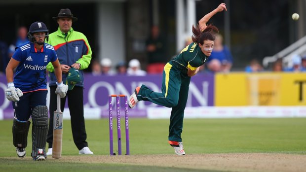Megan Schutt lets rip during the 2nd Royal London ODI of the Women's Ashes Series in Bristol, UK..