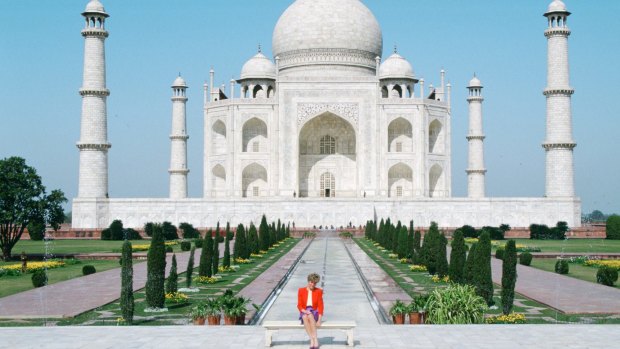 Princess Diana alone at the Taj Mahal in 1992 without her then husband Prince Charles shortly before they separated.