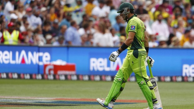 It was a blow for Pakistan to lose skipper Misbah-ul-Haq, ending a partnership of 73.