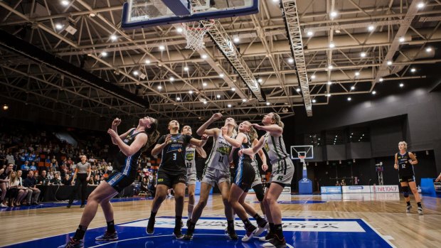 Dandenong plucked victory at the death after Canberra led until the final three minutes of the game. 