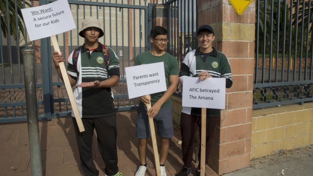 Students protest outside Malek Fahd Islamic School in 2016.
