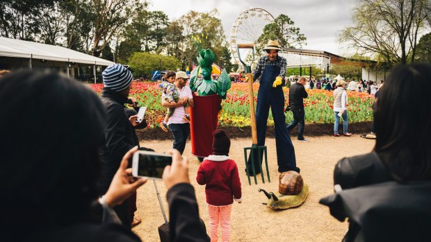 Canberra based entertainers Fool Factory among the Floriade crowds on Saturday afternoon.