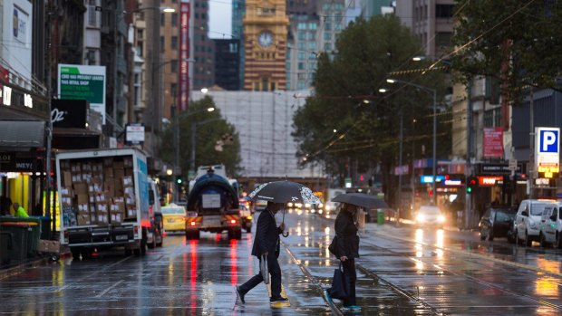 Rain and wind has lashed Melbourne and cold conditions are expected to continue today. 