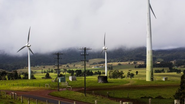 Electricity retailers say any move by the Victorian government to re-regulate prices would hurt small retailers and potentially hit investment in renewables.