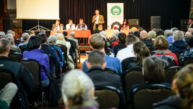 Over 150 people attended a community meeting discussing the proposed Fyshwick recycling plant on Wednesday night. 