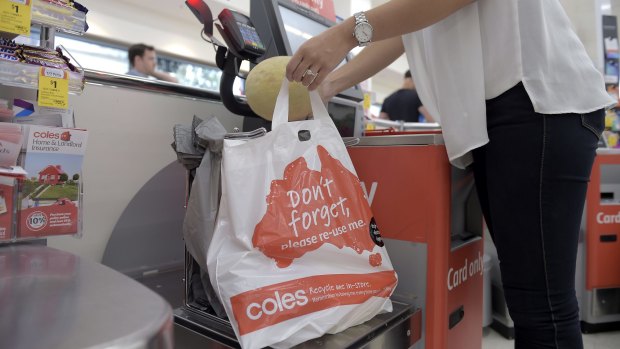 Coles said it supported "voluntary options on single-use, lightweight plastic bags because our customers have told us they would like to make an informed choice".
