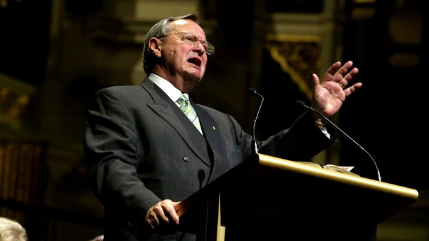 Reverend Dr Gordon Moyes at the Sydney Town Hall in 2005.