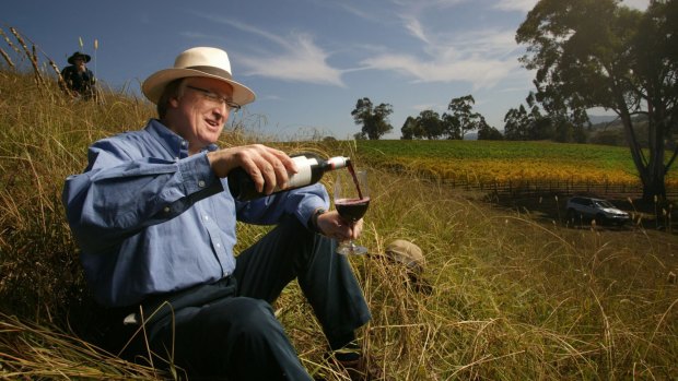 Renowned winemaker Stephen Shelmerdine is selling a Yarra Valley retreat.