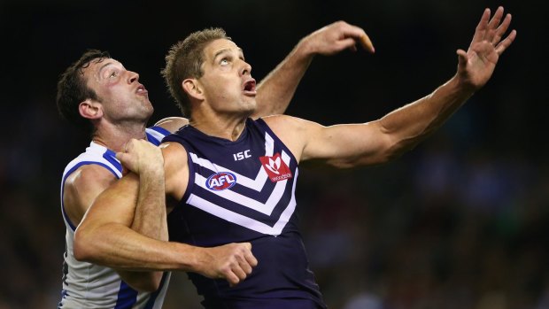 Aaron Sandilands will play on at the Dockers in 2018.