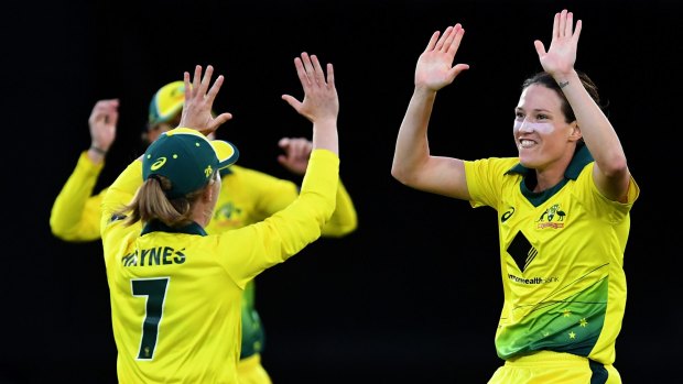 Australian quick Megan Schutt wants to sweep England at Manuka Oval