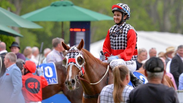Centre of attention: Michelle Payne on Akzar.