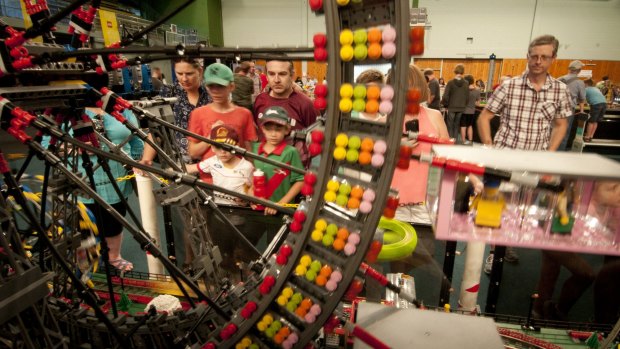 From theme parks to mining equipment, movie scenes to space battles, remote control cars to blimps, if you can imagine it, the BrisBrick Adult Fan of Lego community can build it.