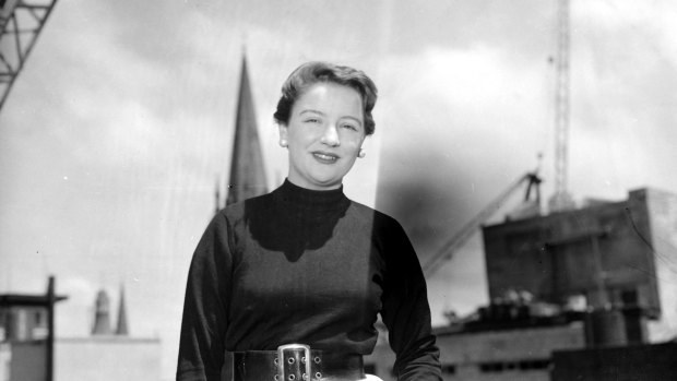 In 1959 Annie Gillison-Gray became The Age's first female news reporter. Prior to that she had worked on London's Sunday Express and on The Age's women's pages.