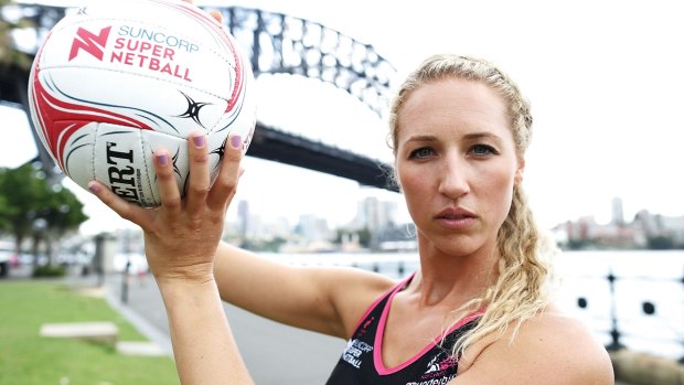 Erin Bell of Adelaide Thunderbirds.