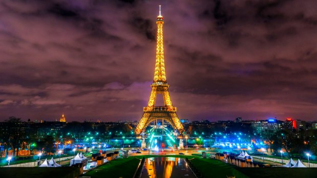 你需要展示你ETIAS法国签证(或奥地利?)当局在进入法国。