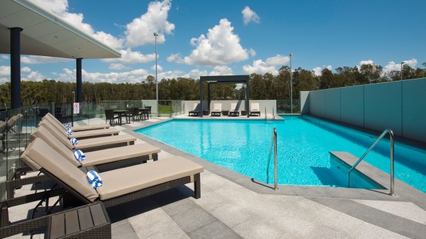 The rooftop pool at Pullman Brisbane Airport.