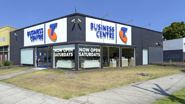 Position: The commercial investment property at 2-4 Nepean Highway, Mentone sold for $1.55 million.