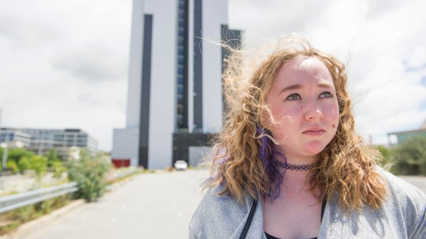 Lizz McCarter is a 23-year-old uni student struggling with rent.