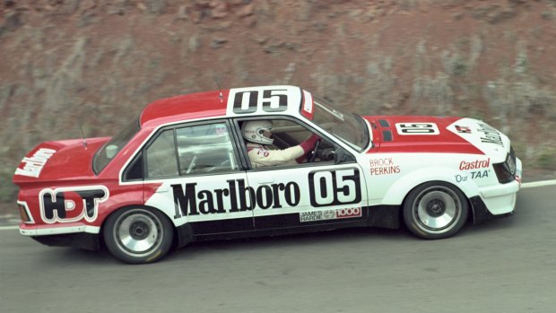 Peter Brock driving the Holden Commodore VH to victory in the 1982 Bathurst 1000.