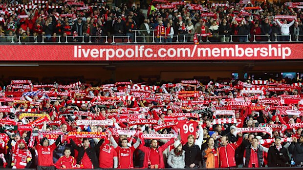 Liverpool fans sign <i>You'll Never Walk Alone</i> at Adelaide Oval.