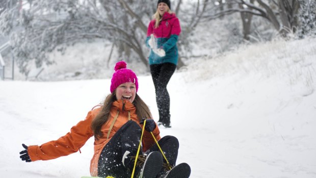 The cold outbreak has resulted in snowfalls at all the state's ski resorts, including Mt Buller 