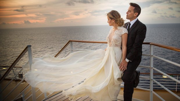 A bride and groom on Oasis of the Seas.