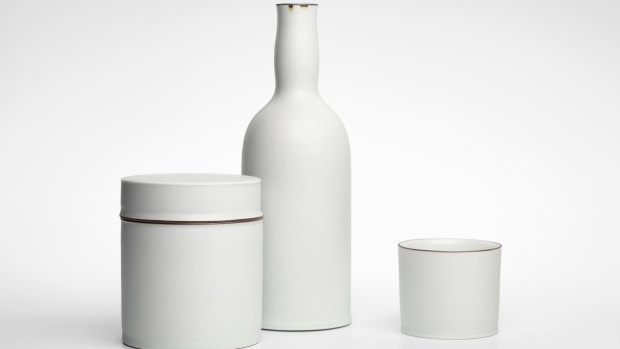 Kirsten Coelho, Cannister Bottle Cup 2014, porcelain. Courtesy the artist and Narek Galleries, Tanja