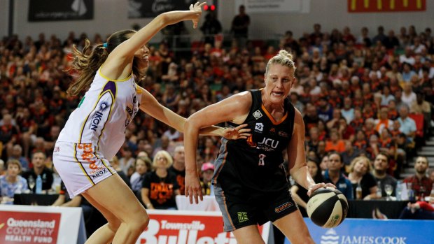 Townsville's Suzy Batkovic charges up the court against the Boomers.