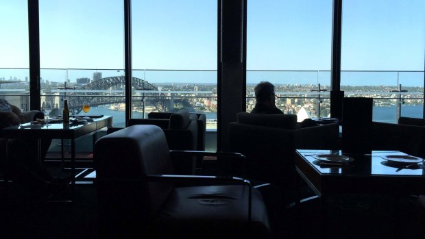Intercontinental Sydney: The view from the Club Lounge on level 32.