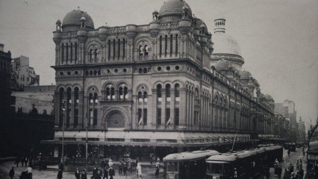 Historic photographs of the QVB circa 1918.