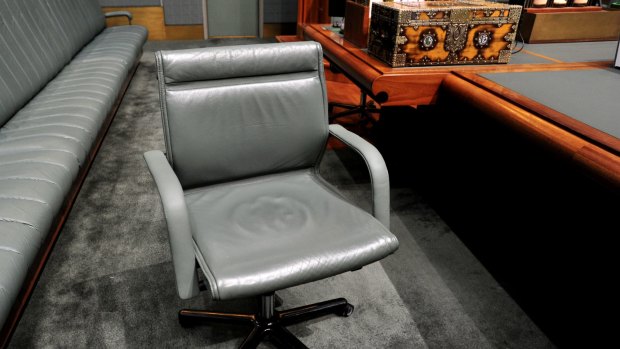 Empty: The prime minister's chair.