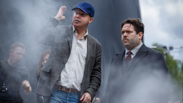 Director David Yates with Dan Fogler on the set of Fantastic Beasts and Where to Find Them.