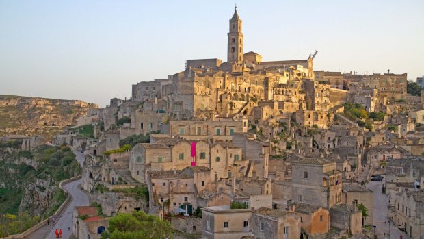 Sasso Barisano, topped by Matera's cathedral.