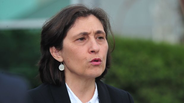 Victorian Energy and Environment Minister Lily D'Ambrosio said "expecting us to sign up was a ridiculous proposition".